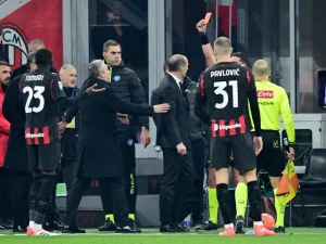 Massimiliano Allegri Dikartu Merah di Laga Milan vs Lazio