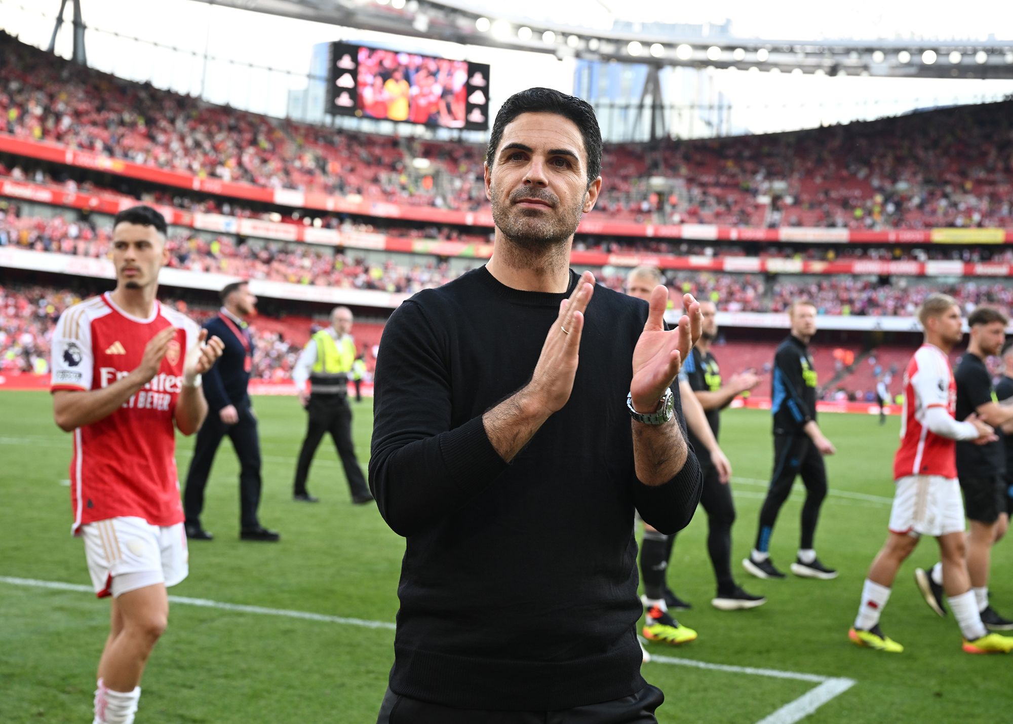 Aksi Arteta di Pinggir Lapangan Jadi Sorotan
